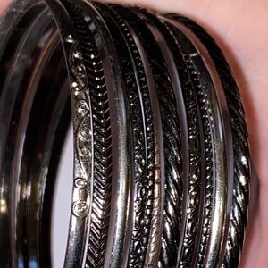 11 piece bangle bracelet set!